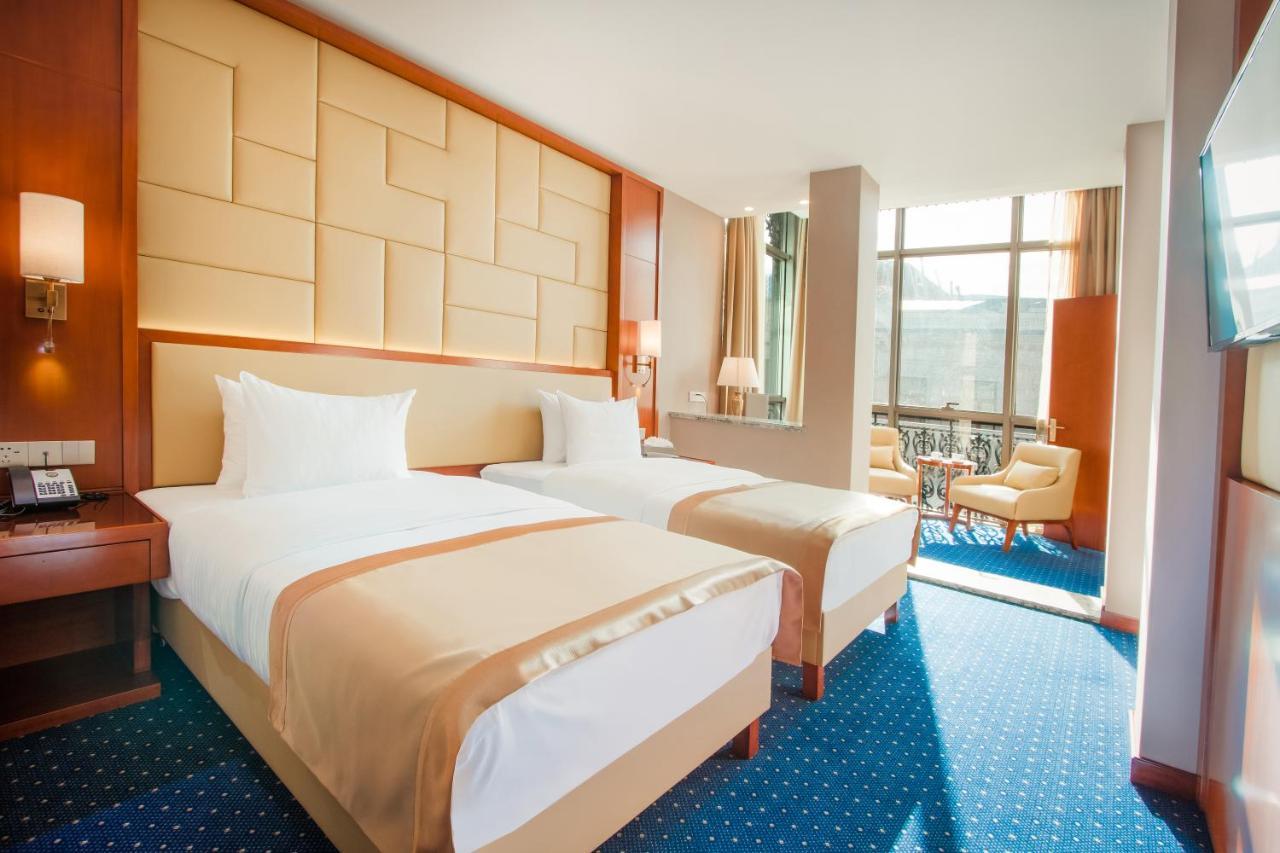 New Tiflis Hotel Екстер'єр фото