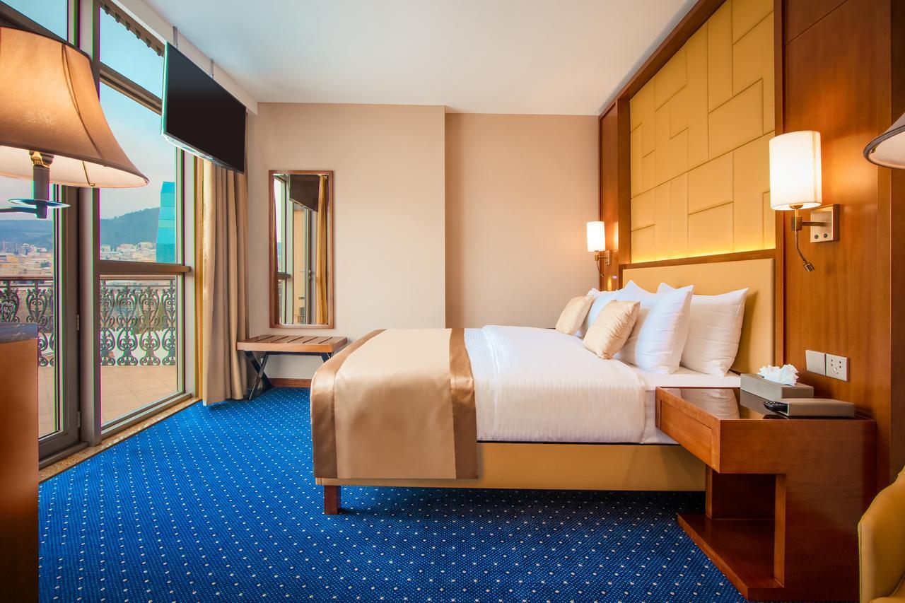 New Tiflis Hotel Екстер'єр фото