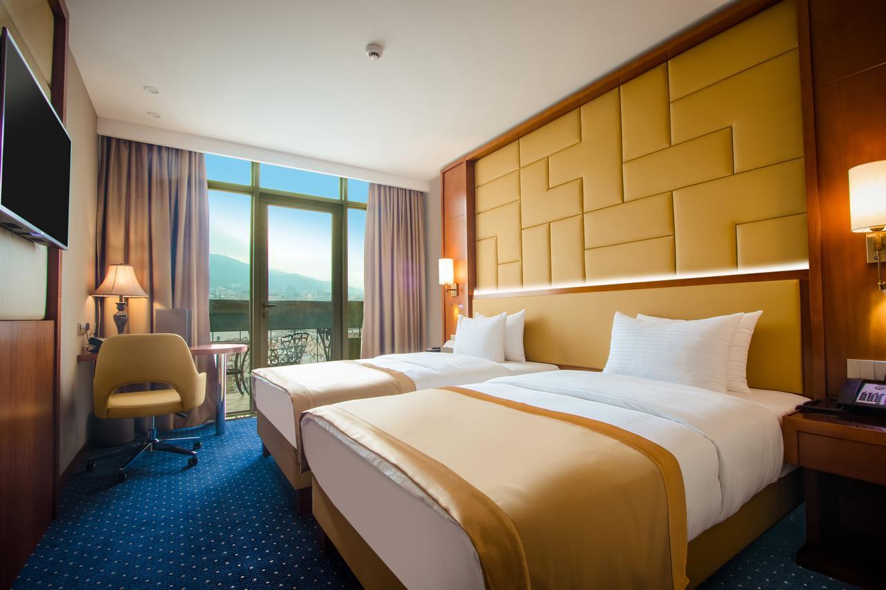 New Tiflis Hotel Екстер'єр фото