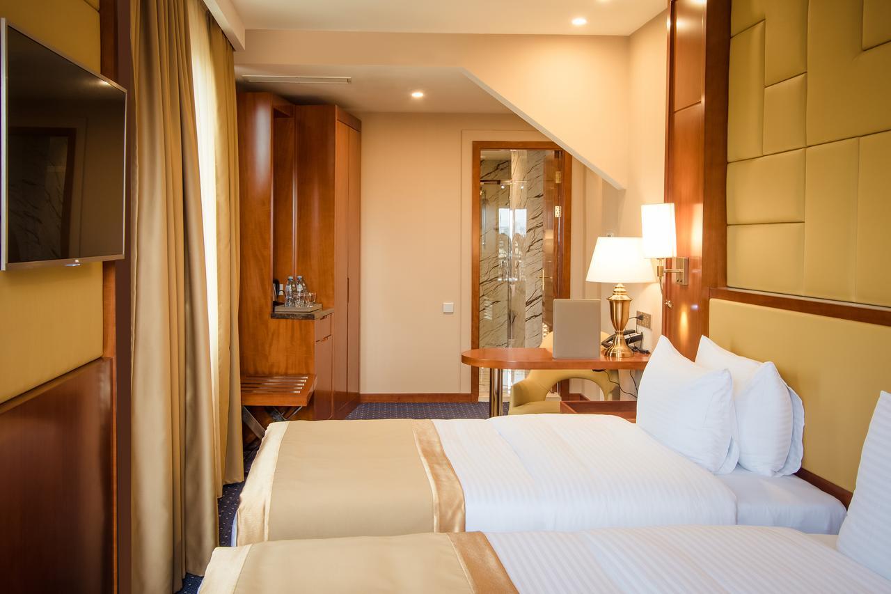 New Tiflis Hotel Екстер'єр фото