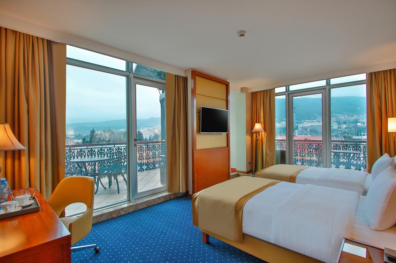 New Tiflis Hotel Екстер'єр фото