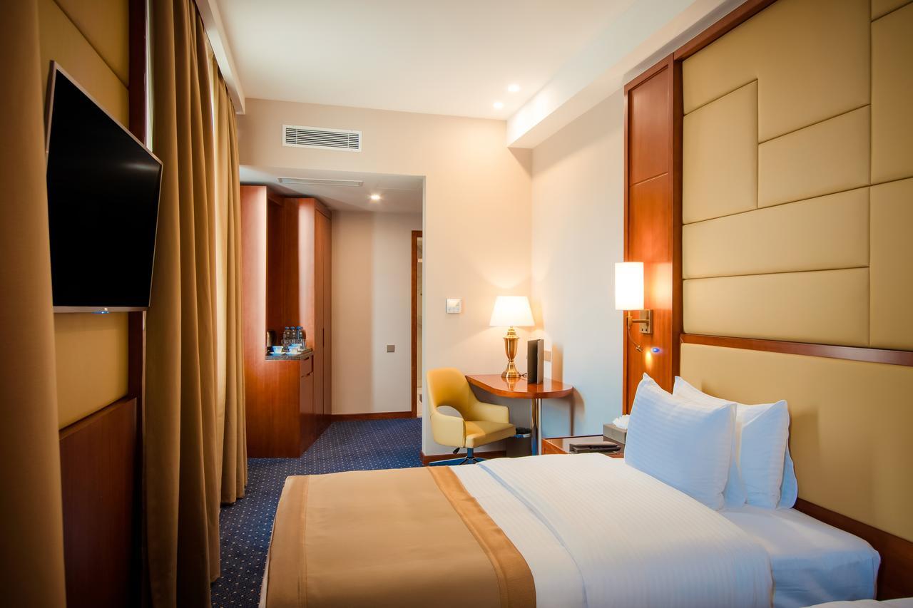 New Tiflis Hotel Екстер'єр фото