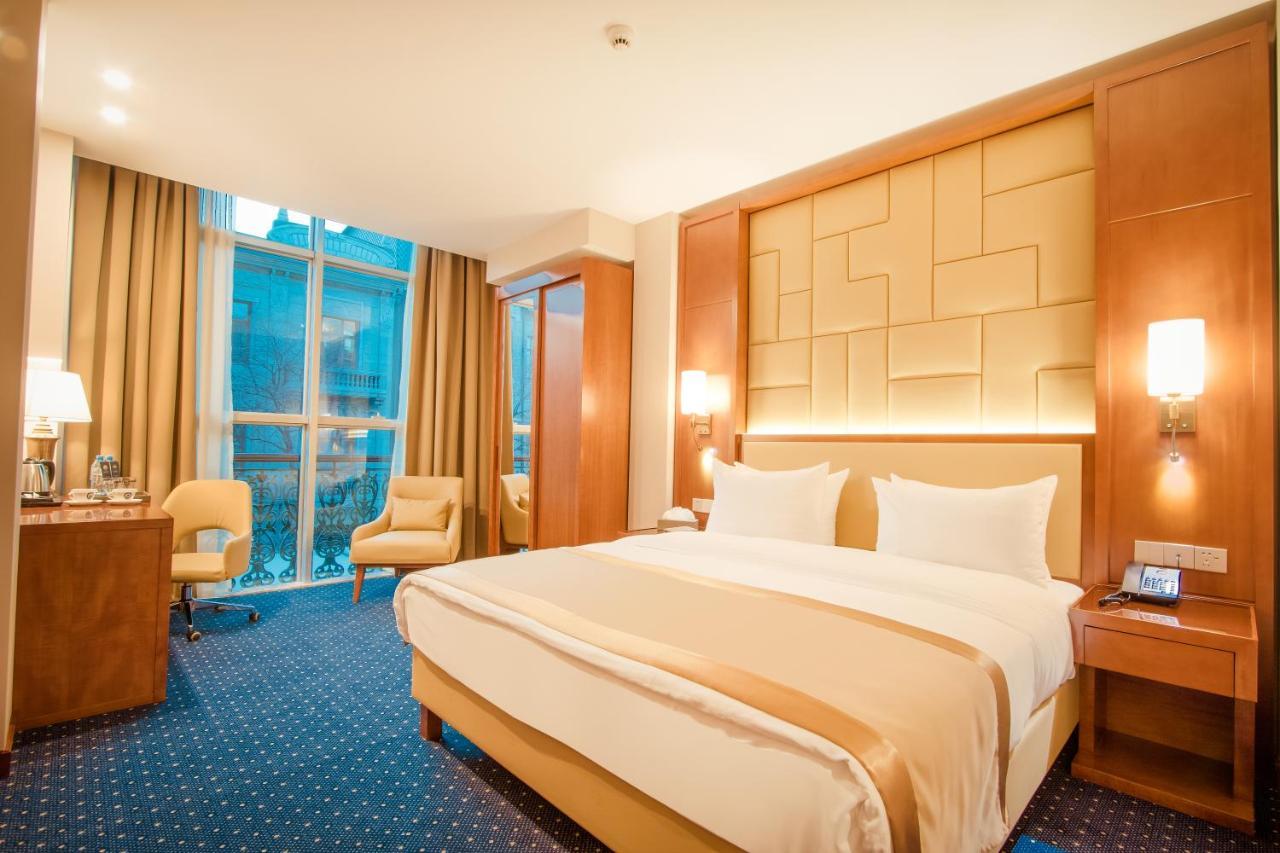 New Tiflis Hotel Екстер'єр фото
