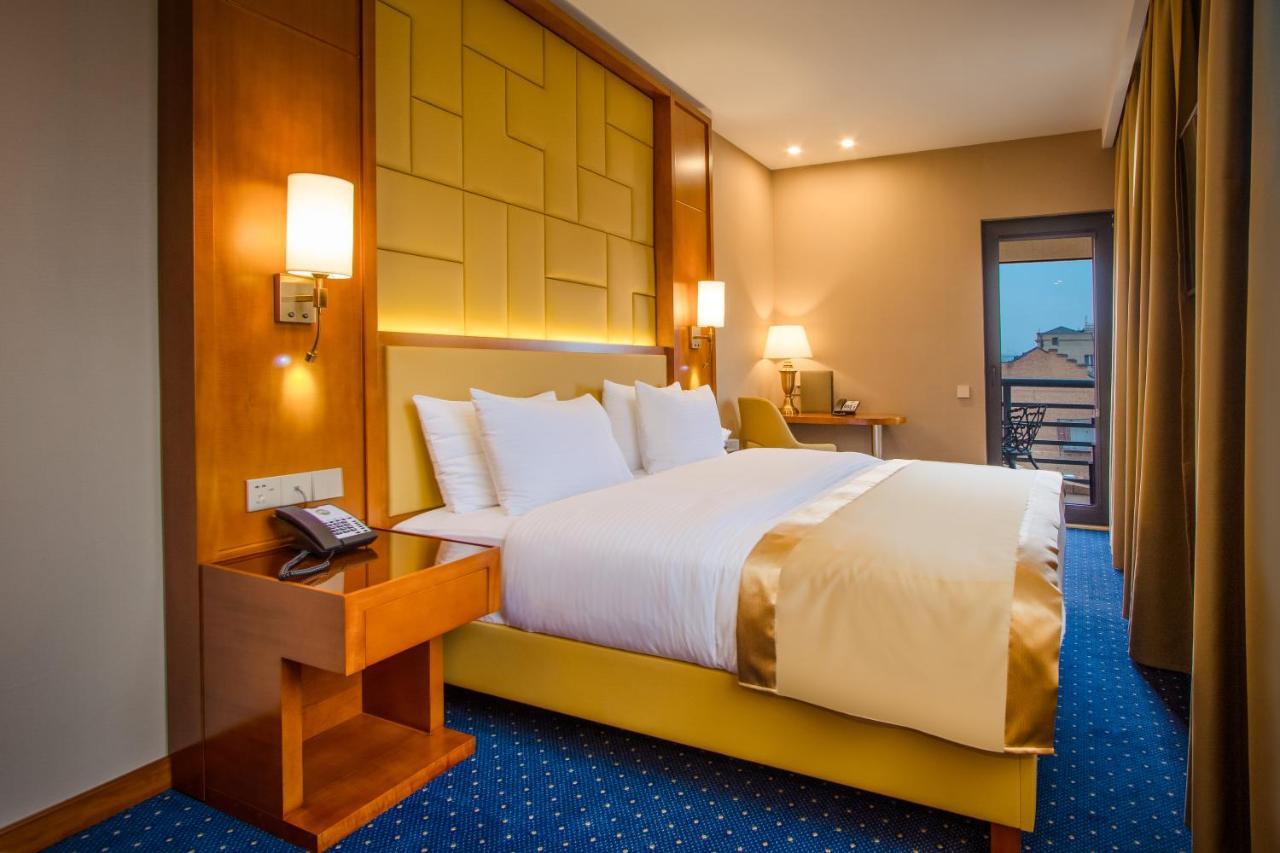 New Tiflis Hotel Екстер'єр фото