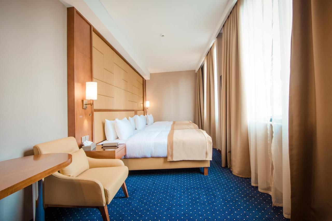 New Tiflis Hotel Екстер'єр фото