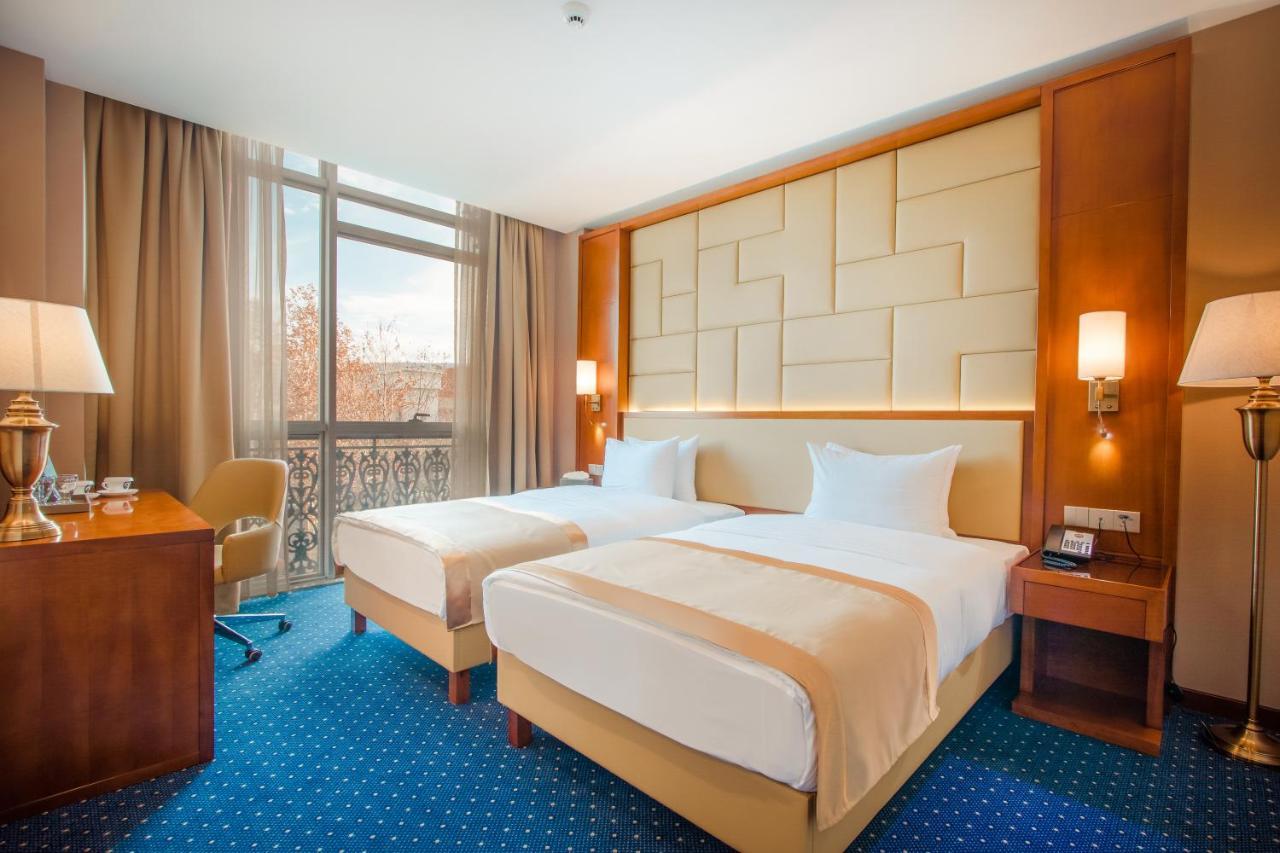 New Tiflis Hotel Екстер'єр фото