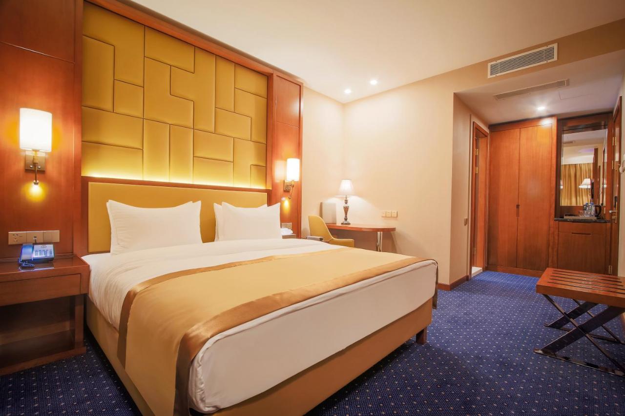New Tiflis Hotel Екстер'єр фото